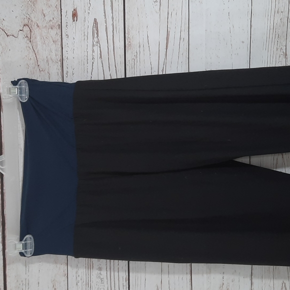 5/$10 No Boundaries Leggings/ Lounge Pants - Picture 5 of 7